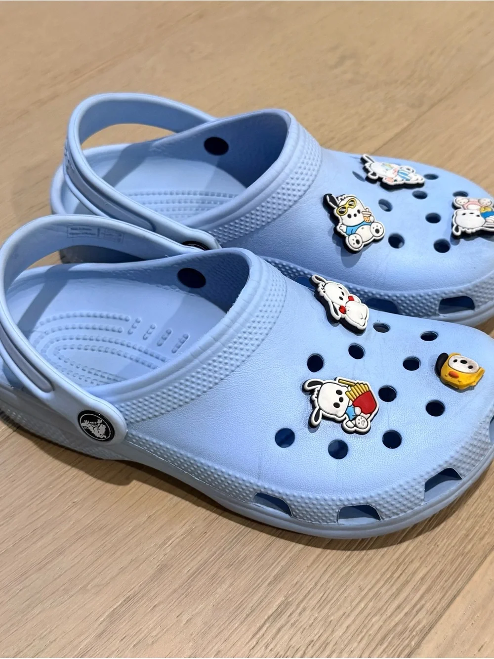 CROCS Kids Classic J3 Light blue color with Sanrio charms